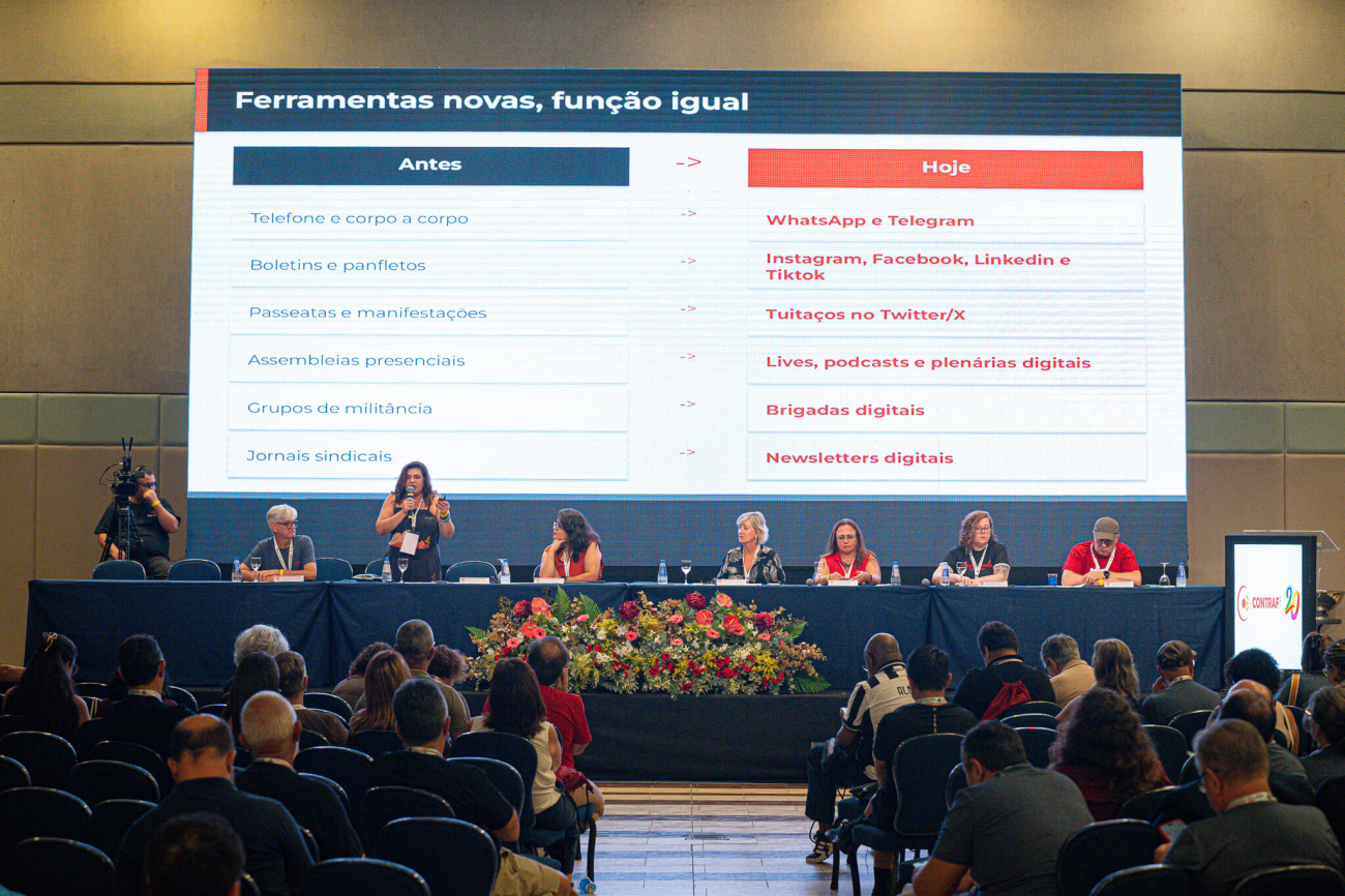 No 7º Congresso Nacional da Contraf-CUT, Neiva Ribeiro, presidenta do Sindicato, fala sobre o uso estratégico da comunicação (Foto: Contraf-CUT)