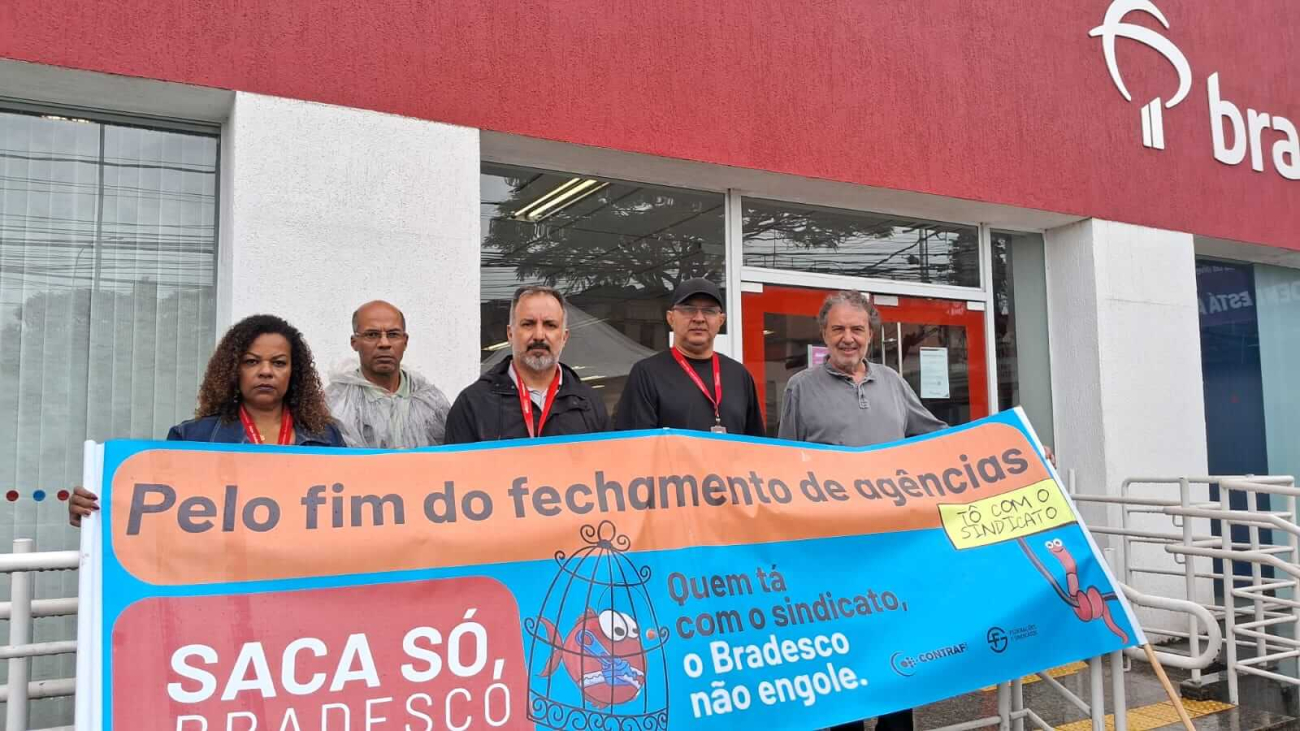 Sindicato protesta contra fechamento de agências do Bradesco em Santana de Parnaíba e Juquitiba