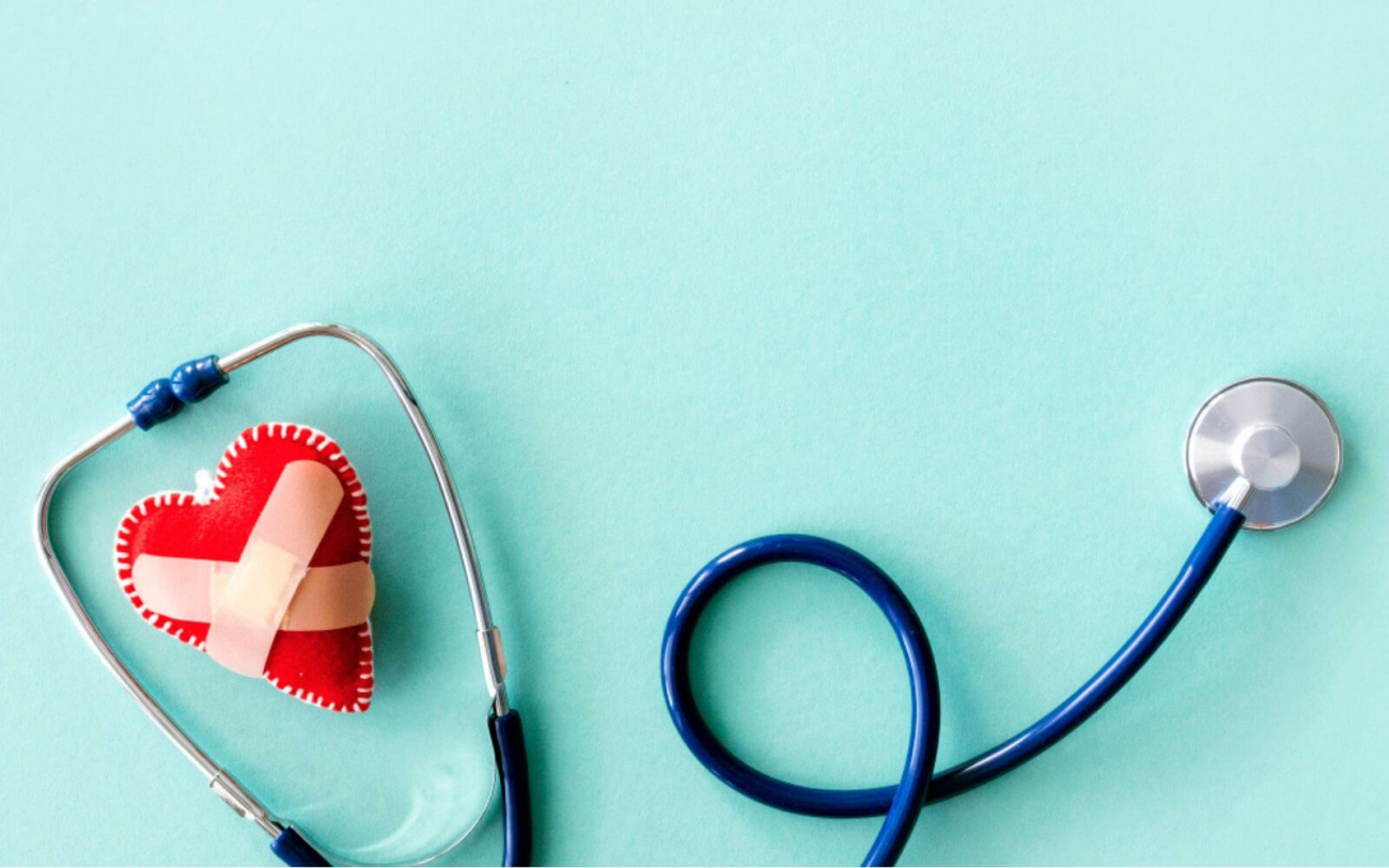 Em Dia Mundial da Saúde, bancários apoiam defesa do SUS e participam de ato na Prefeitura de SP