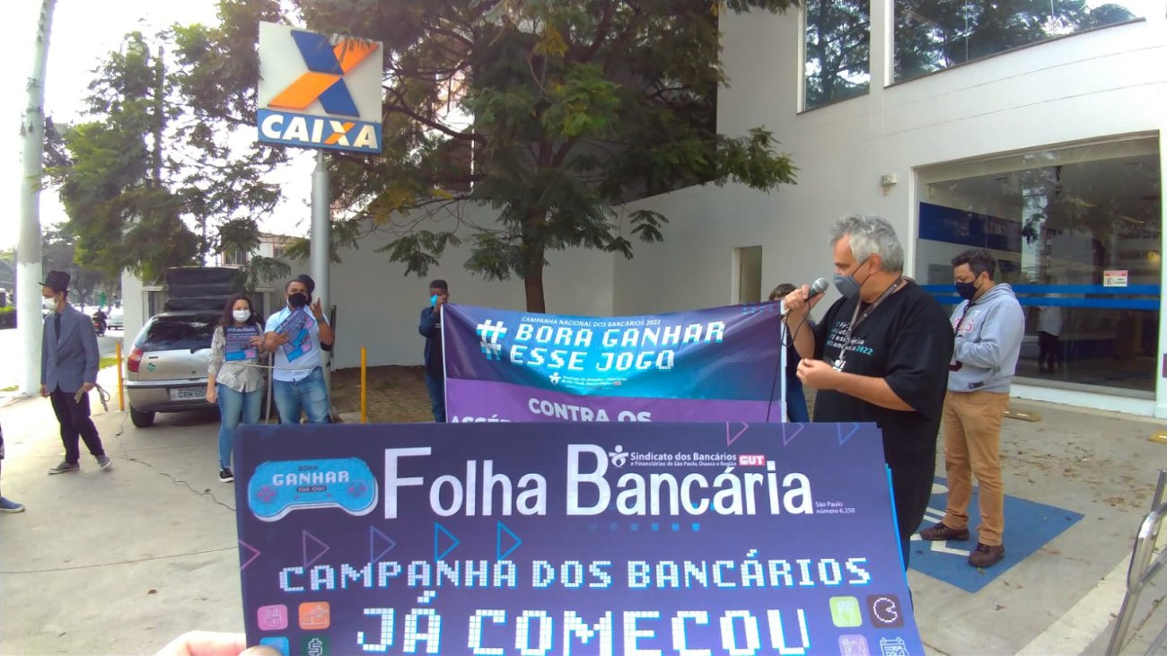 Foto: Seeb/SP Atividade da Campanha Nacional dos Bancários 2022 em agência da Caixa em Moema, zona sul