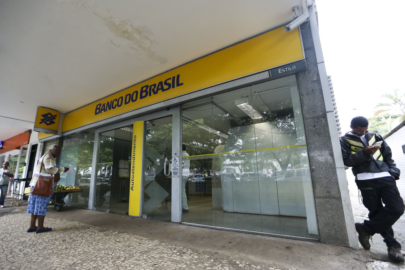 Atendimento nos pequenos municípios será ainda mais precarizado com a reestruturação de BB e Caixa Marcelo Camargo / Agência Brasil