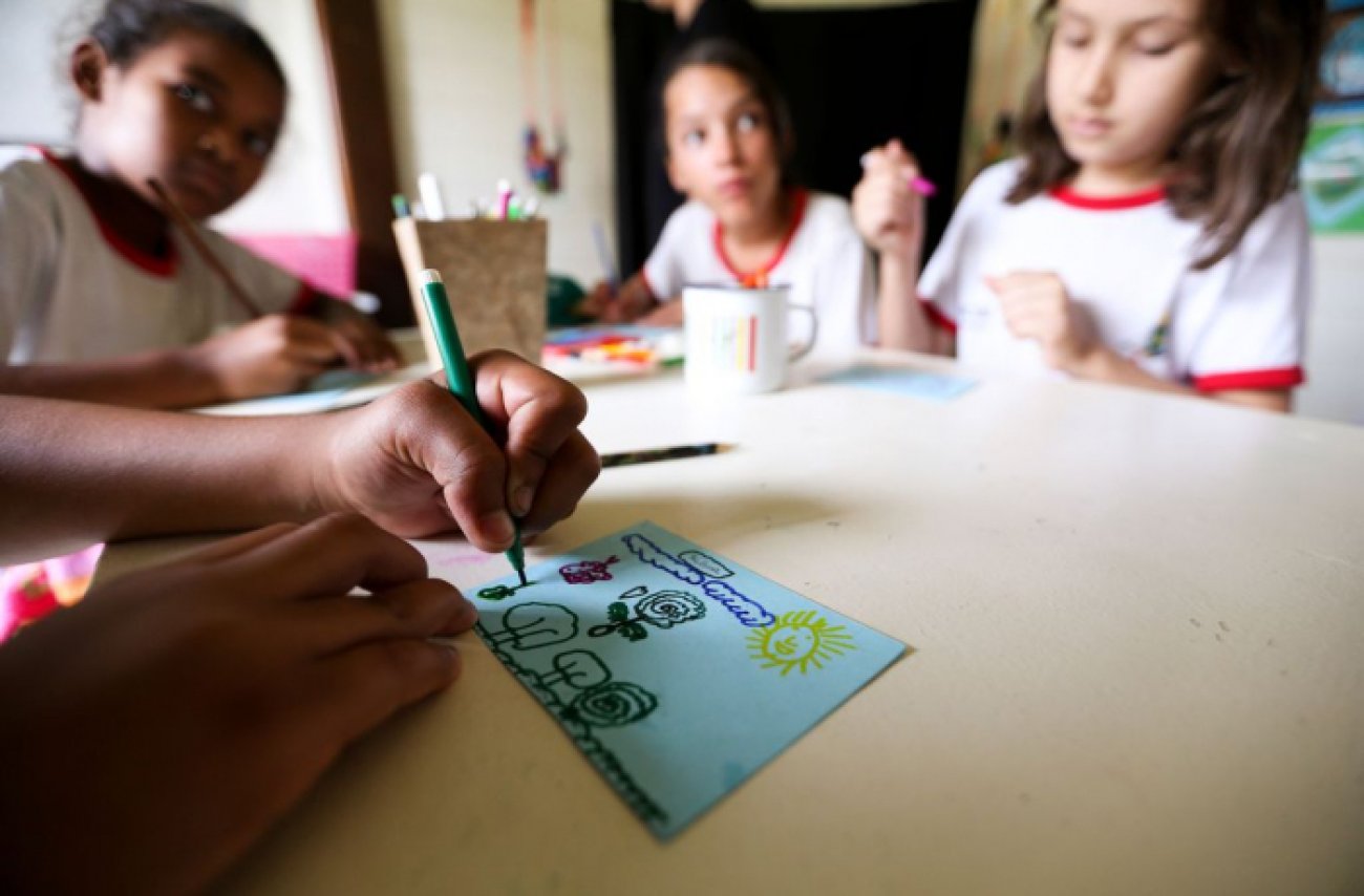 Novo presidente anunciou uma série de propostas para a educação brasileira que podem acabar com a escola, com os professores e com a merenda Foto: Marcelo Camargo/Agência Brasil