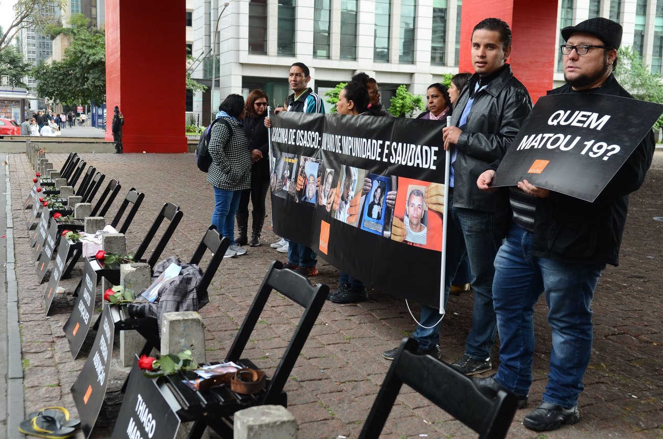 Homenagem às vítimas da chacina em ato no vão-livre do Masp, realizado em 2016 Foto: Rovena Rosa / Agência Brasil (Arquivo)