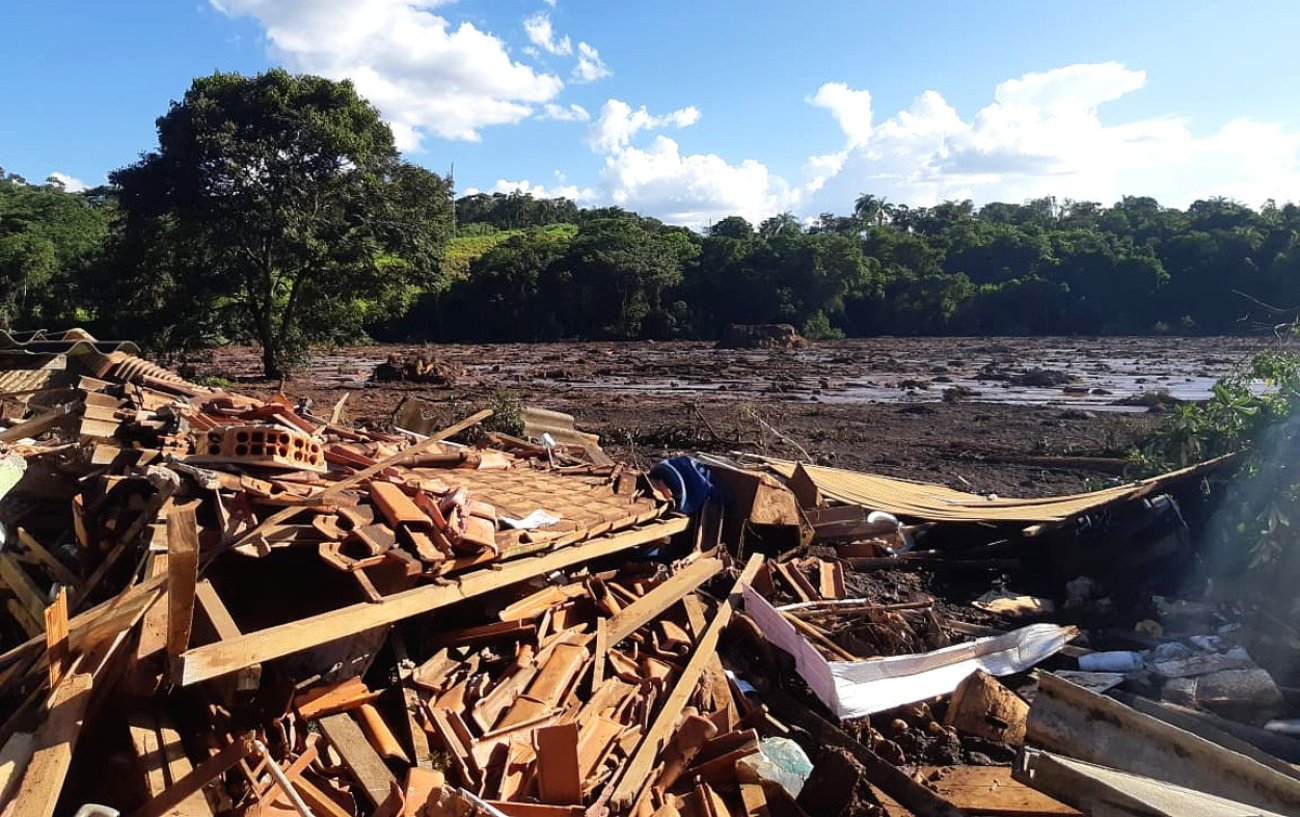 Indiciados são acusados por homicídio doloso, lesão corporal dolosa e por provocar poluição ambiental com rejeitos minerais responsáveis por sérios danos à saúde humana e ao meio ambiente Foto: CC 2.0 GUILHERME VENAGLIA