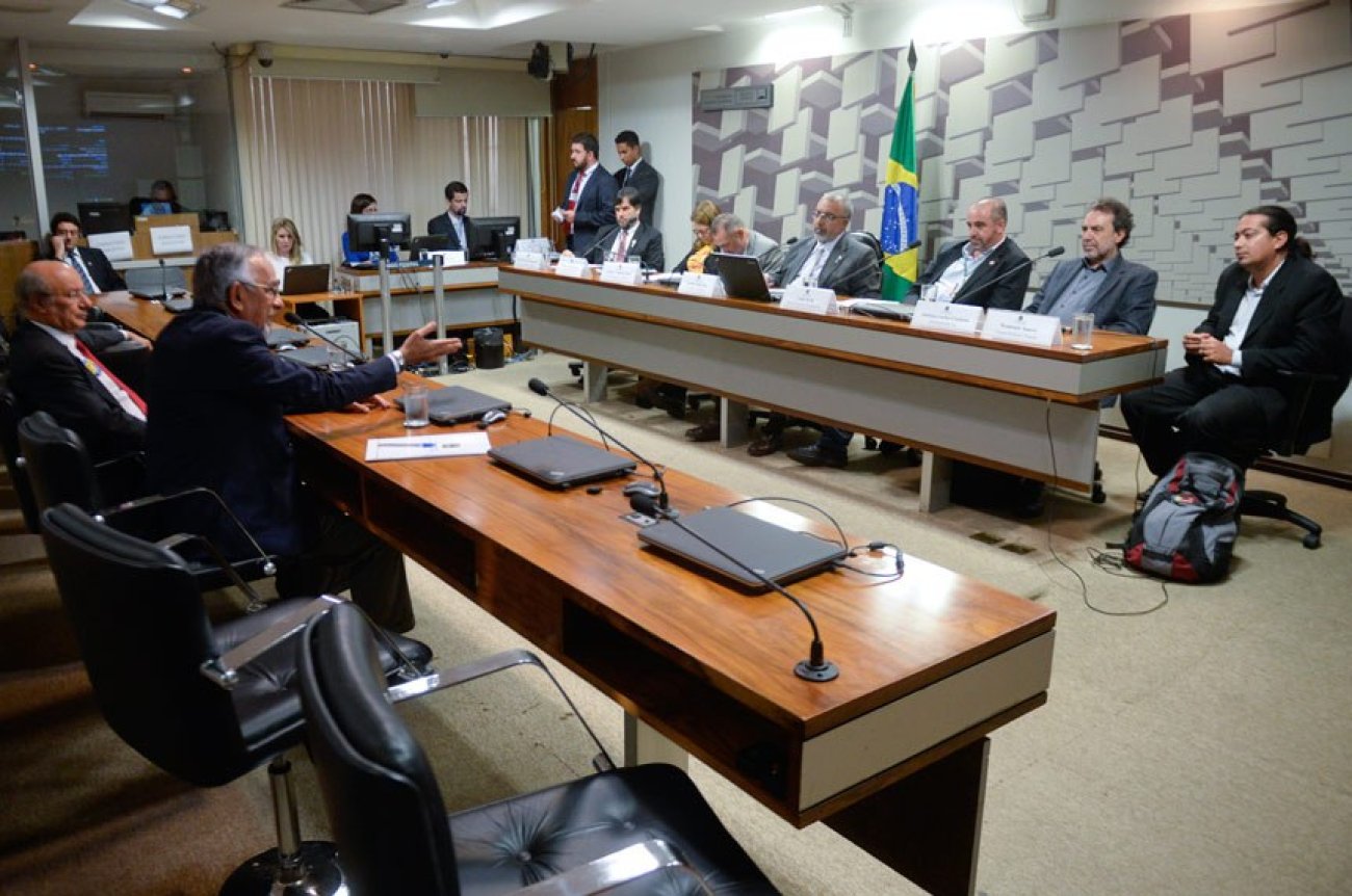Representantes das centrais defenderam suspensão da reforma até encerramento da CPI Foto: Jefferson Rudy/Agência Senado