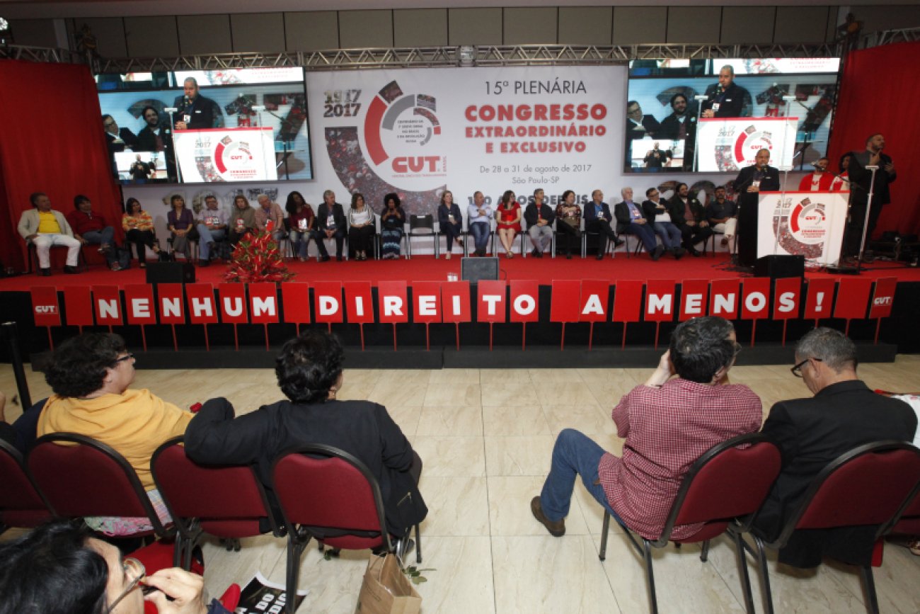 Mesa de abertura do Congresso Extraordinário e Exclusivo Foto: Dino Santos / CUT