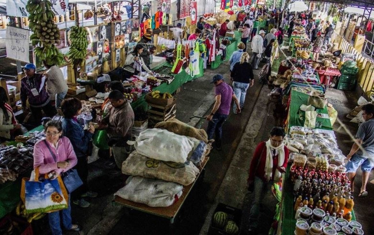 Evento vai até domingo 7 com shows, seminários e comida típica de todas as regiões do país Foto: Divulgação MST