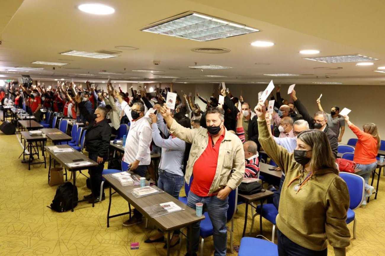 Foto: Dino Santos Delegados e delegadas paulistas durante a 24ª Conferência Estadual dos Bancários de São Paulo