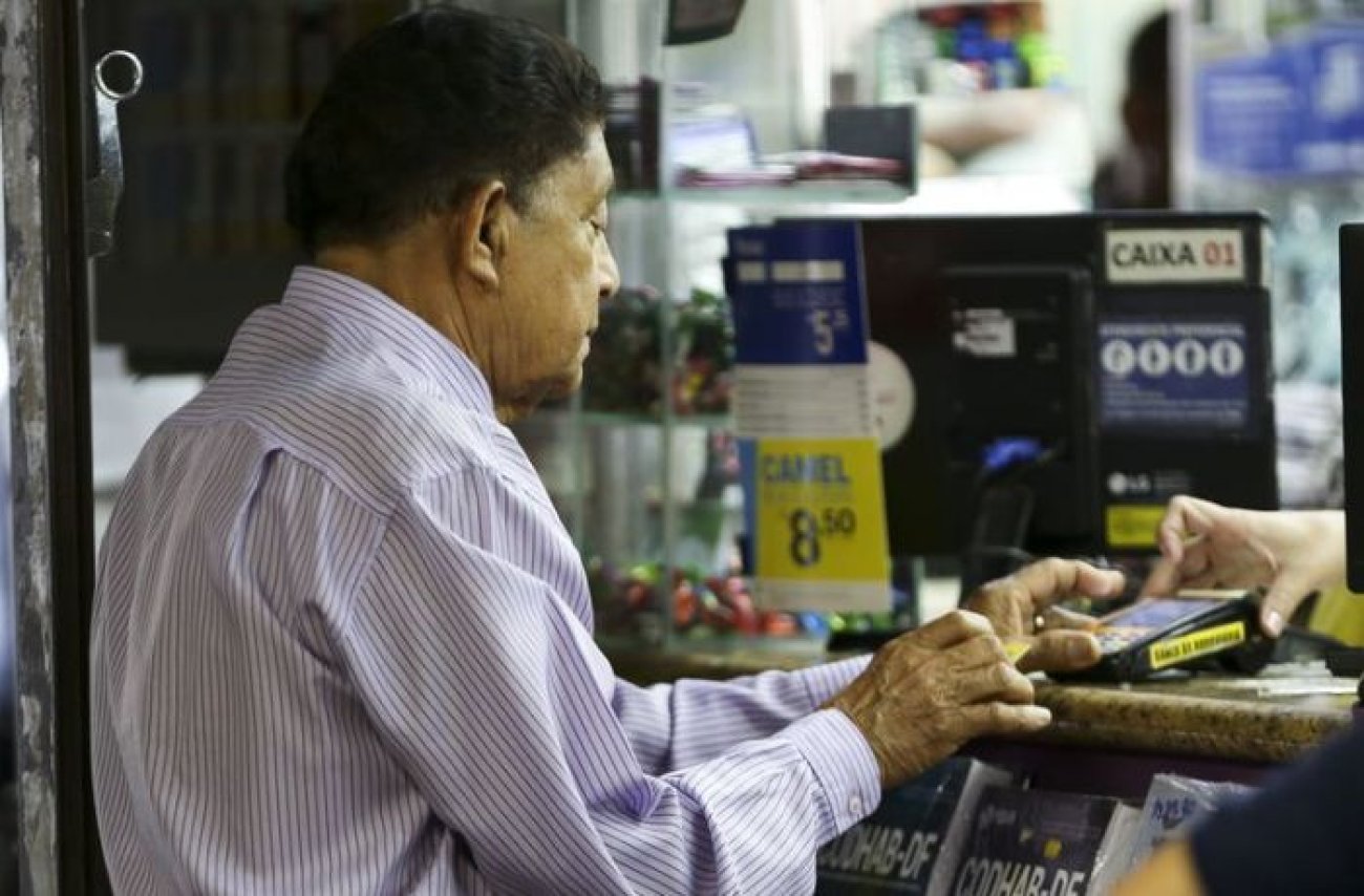O estatuto garante ao idoso o exercício da atividade profissional desde sejam respeitadas suas condições físicas, intelectuais e psíquicas Foto: Marcelo Camargo/Agência Brasil