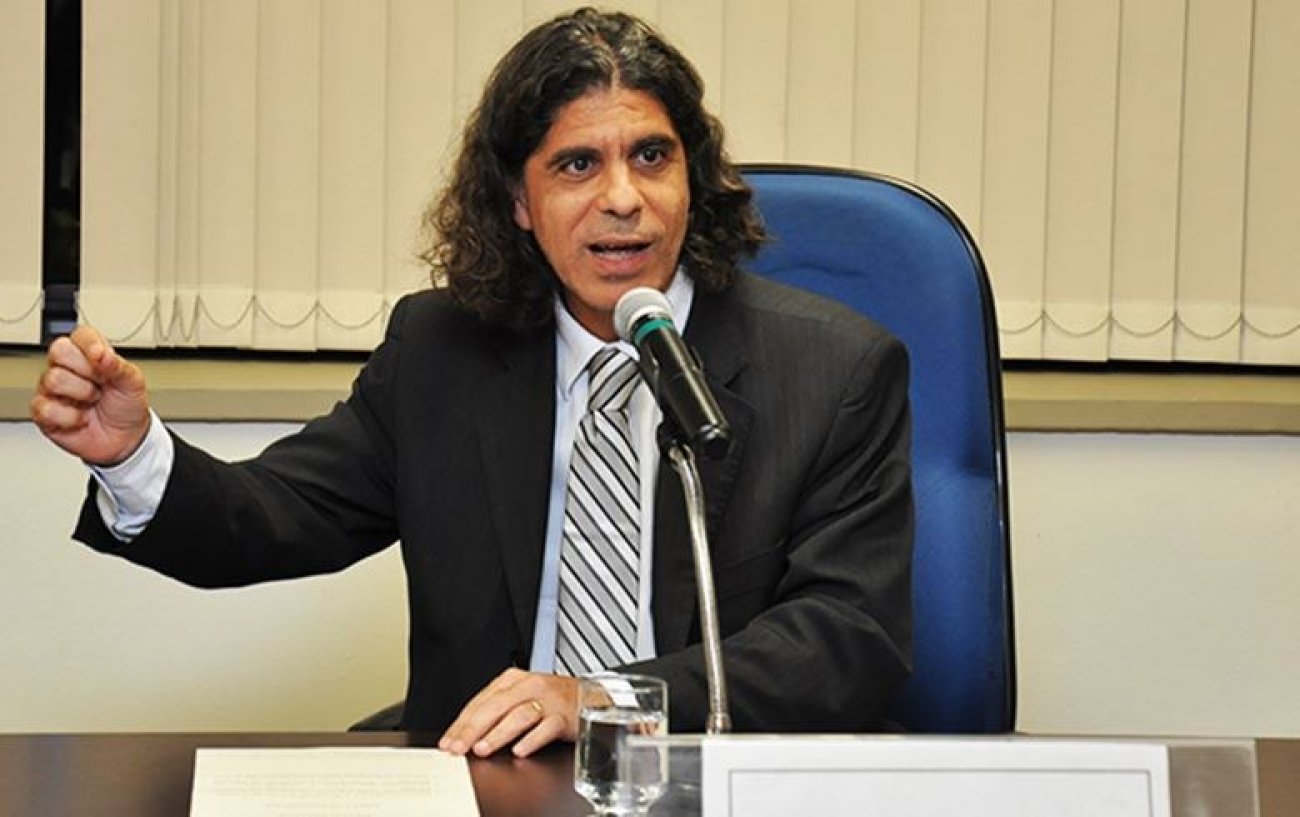 'Teremos empresas concorrendo por postos de trabalho precarizados', lamenta Souto Maior Foto: Ademar Lopes Junior/TRT5