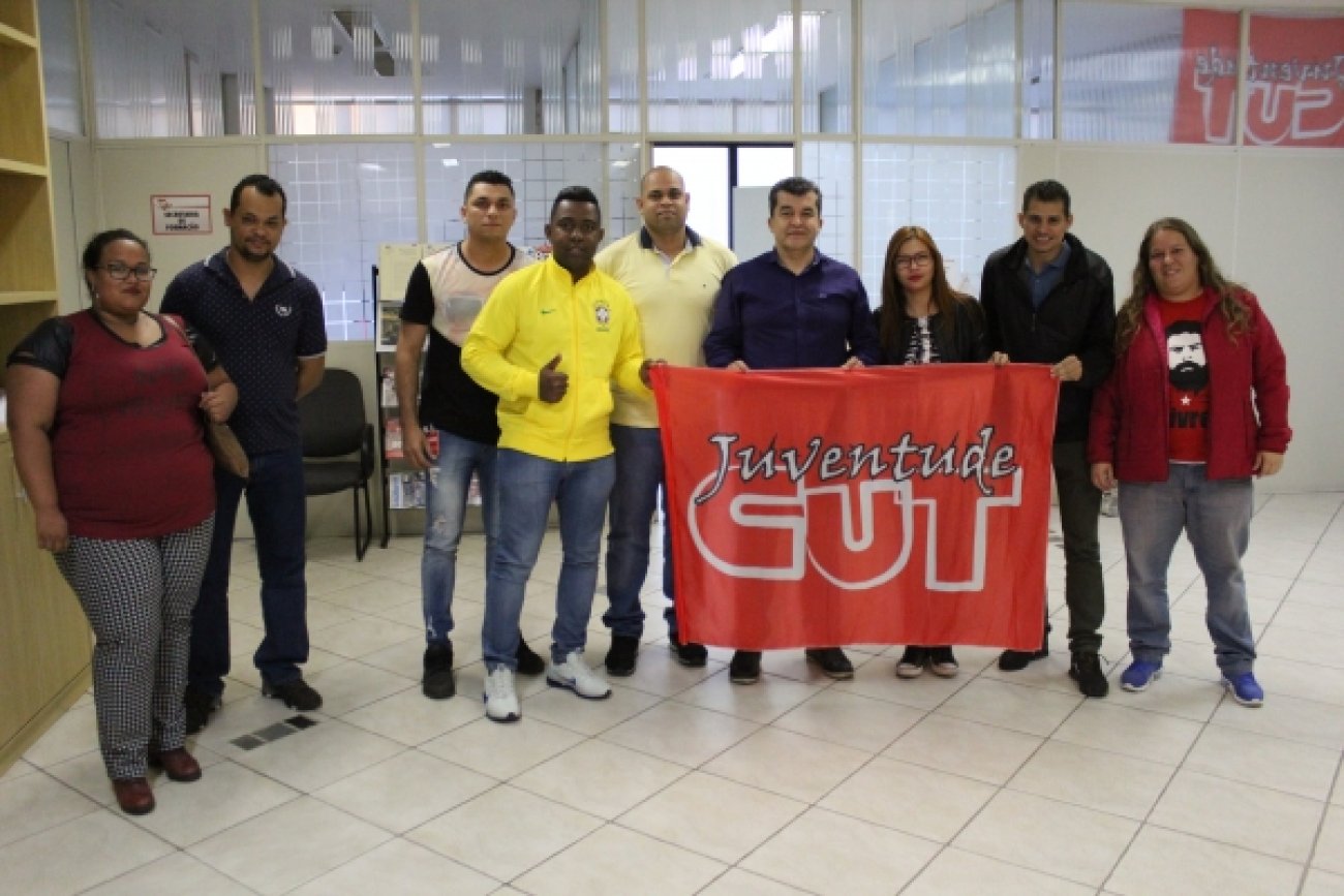 Para Juventude, a única maneira de enfrentar os desmandos de Temer é ocupar os espaços de debate social nos municípios Foto: CUT-SP