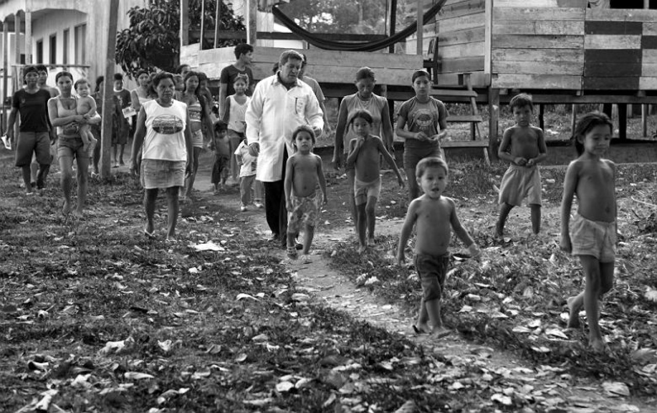 Milhões de brasileiros sofrem com a desassistência diante do fim de programas como o Saúde da Família, o Farmácia Popular e o Mais Médicos © ARAQUÉM ALCÂNTARA