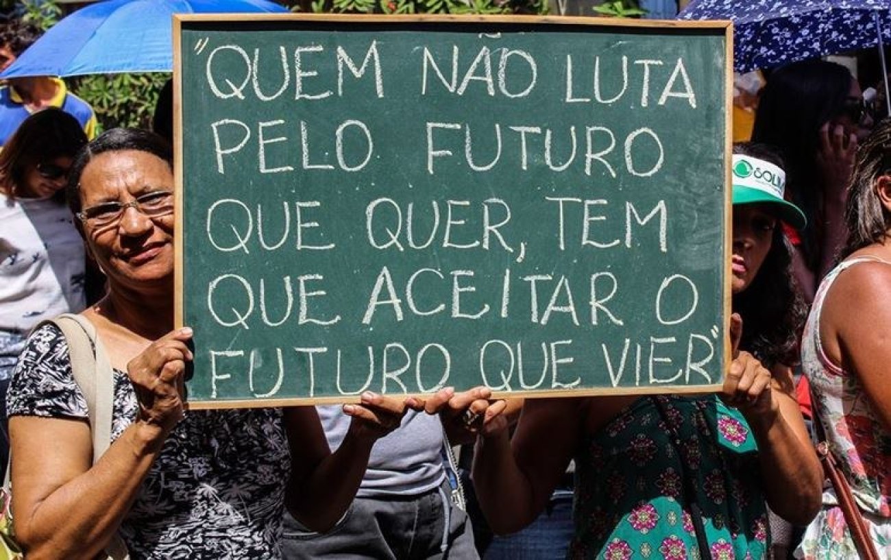 Em sintonia com o CNDH, manifestantes em Montes Claros (MG) também saíram às ruas contra a reforma da Previdência Foto: Nivea Martins e Victor Oliveira / Mídia Ninja