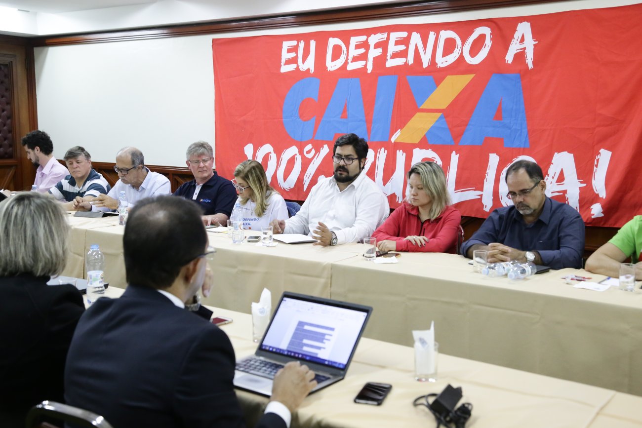 Além de garantir avanços na mesa de negociação, representação dos empregados realizou ato em defesa da Caixa 100% Pública Foto: Jailton Garcia/Contraf-CUT