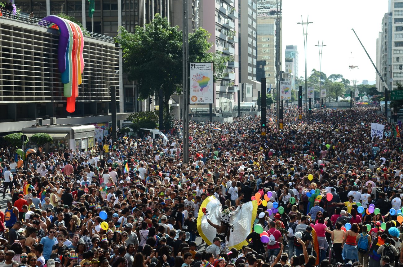 Paulista lotada na Parada do Orgulho LGBT, em 2017 Foto: Rovena Rosa / Agência Brasil