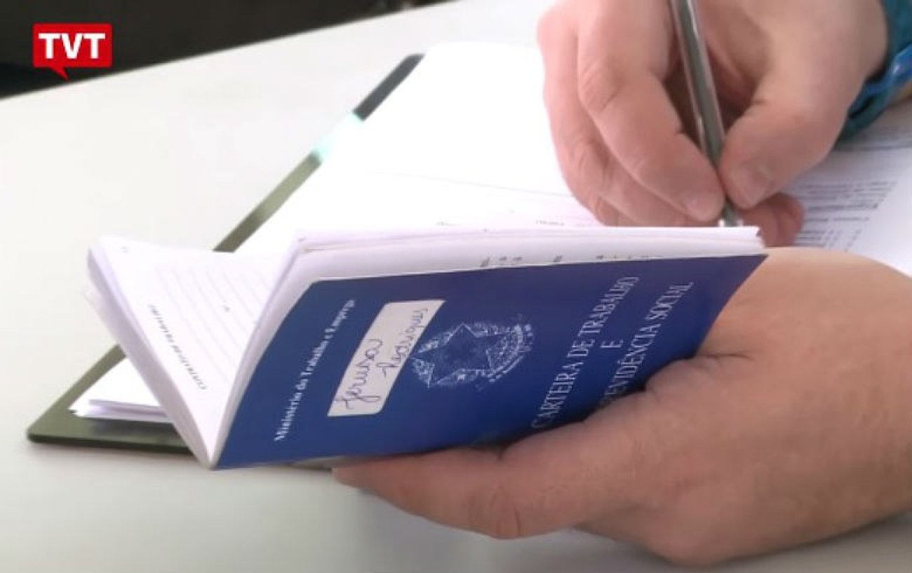 Erros no cálculo do Fundo de Garantia e falta de documentos são ocorrências mais comuns nas homologações das demissões Reprodução TVT