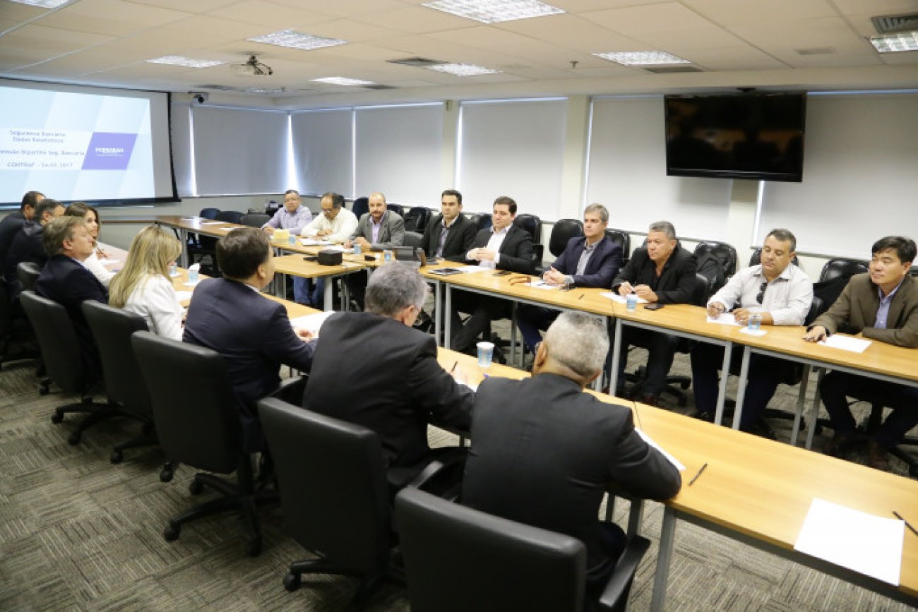 Pauta abordou vigilantes, proteção aos bancários e detector de metais Foto: Jailton Garcia / Contraf-CUT