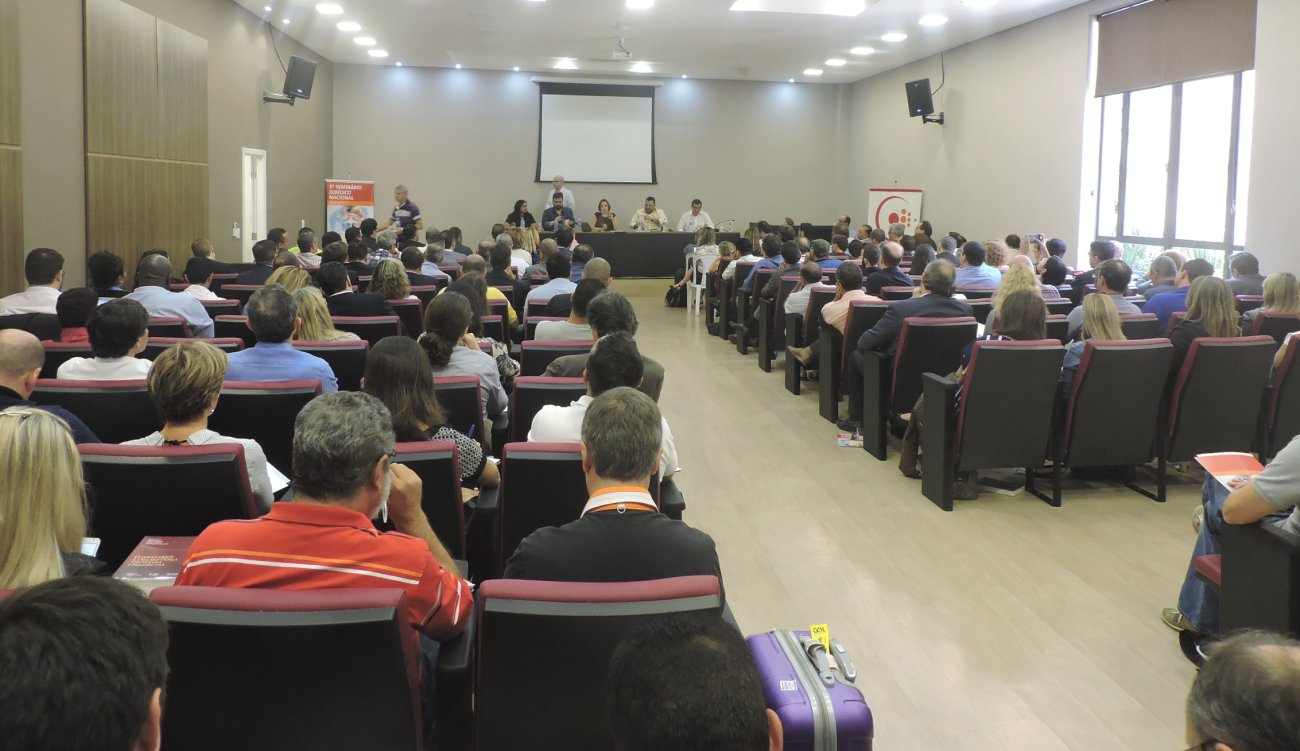 Seminário amplia organização para resistência à reforma trabalhista Foto: Contraf-CUT