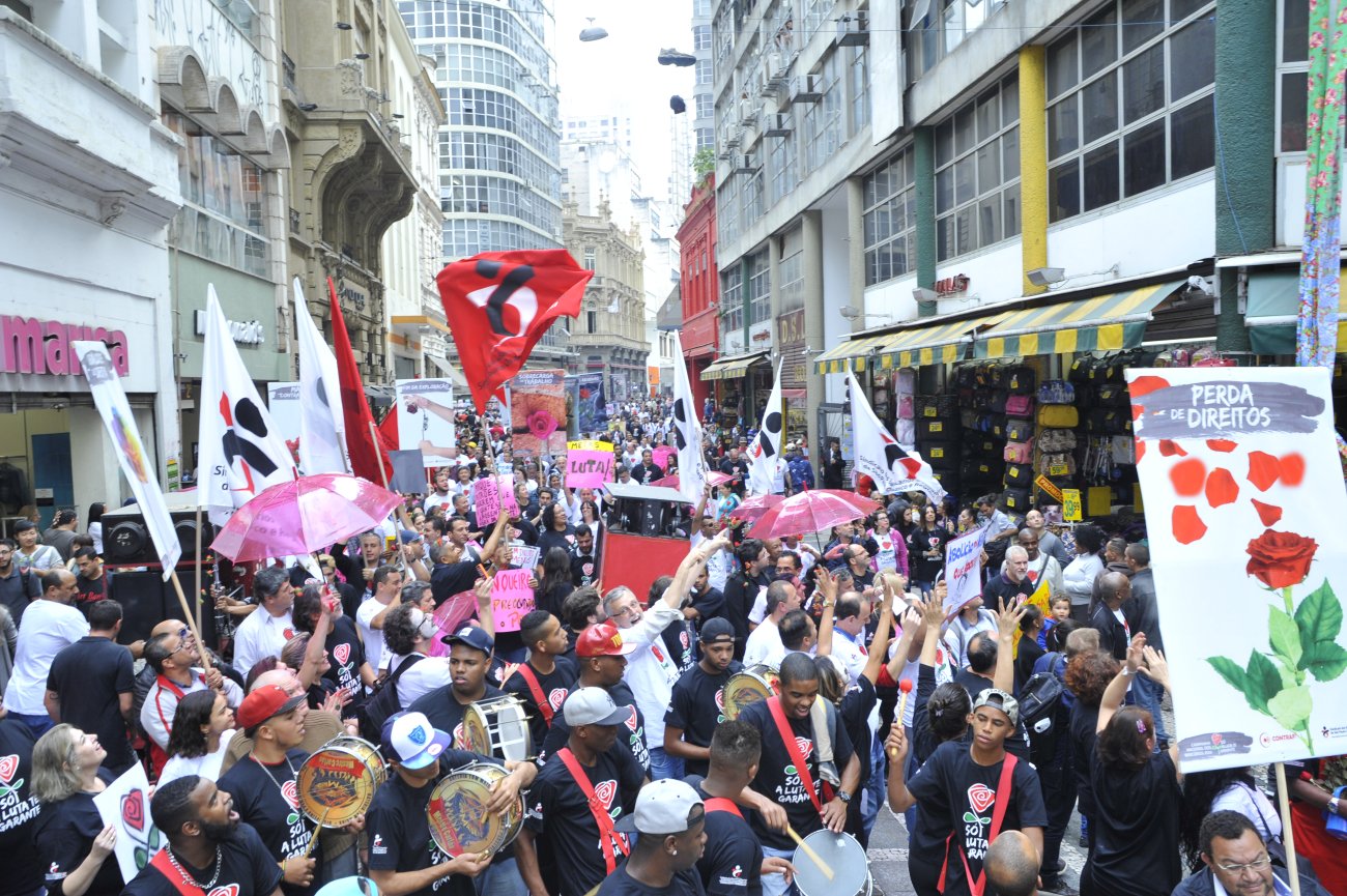 Sindicato e bancários juntos: fundamental para a luta contra a retirada de direitos Foto: Maurício Morais
