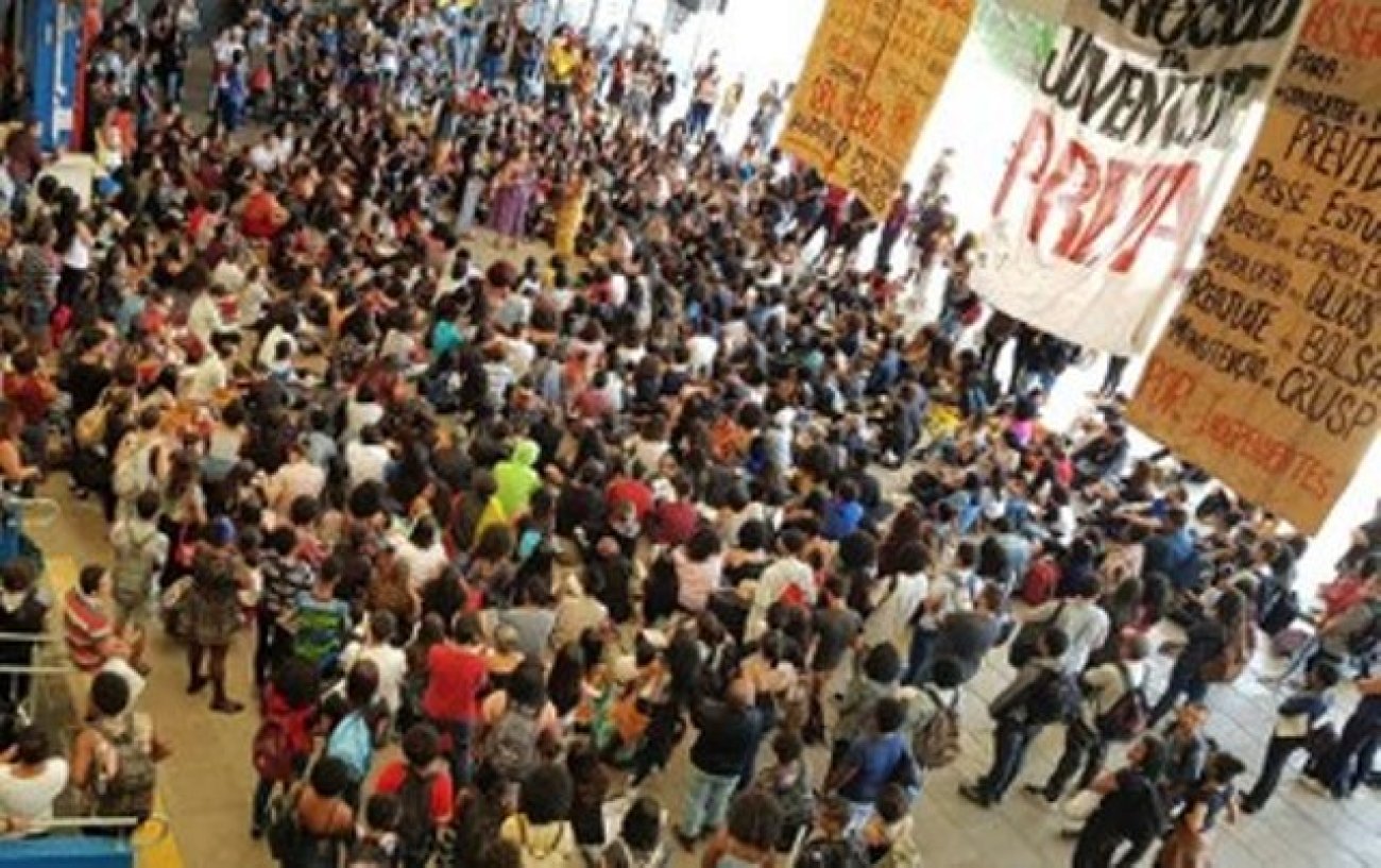 No último sábado (30), mil jovens participaram da celebração de dez anos da entidade, na Universidade de São Paulo Foto: PEDRO BORGES/UNEAFRO
