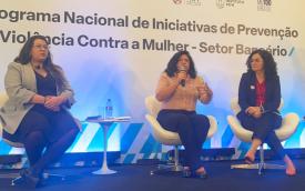 As dirigentes Fernanda Lopes, Neiva Ribeiro e Juvandia Moreira, no lançamento das cartilhas
