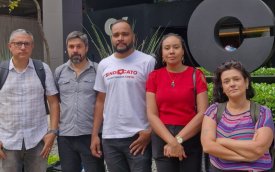 Dirigentes do Sindicato durante protesto na sede do C6 Bank