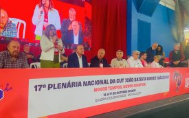 Plenária Nacional da CUT é aberta na Quadra dos Bancários
