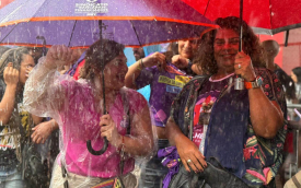 Neiva Ribeiro, presidenta do Sindicato, e Ivone Silva, ex-presidenta do Sindicato e presidenta do Instituto Lula, em ato do Dia Internacional da Mulheres