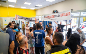 Sindicato protesta contra falta de funcionários em agência do Banco do Brasil