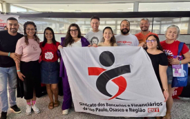 Dirigentes do Sindicato reunidos durante atividade da UNI Mulheres, em Praia Grande