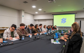 Foto da mesa de negociiação entre representantes dos funcionários do BB e da direção do banco