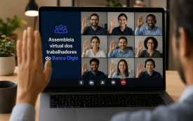 Imagem de IA mostra um homem em frente a um computador e na tela desse computador vários homens e mulheres levantando a mão