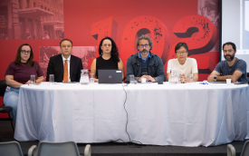 Mesa da plenária da Caixa