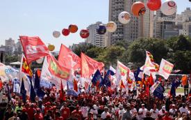 No ato do 1º de Maio, trabalhadores gritam por “fora Bolsonaro”