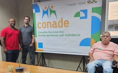 Carlos Maciel, coordenador do Coletivo Nacional de Trabalhadores e Trabalhadoras com Deficiência da CUT Nacional, José Roberto Santana e Isaías Dias