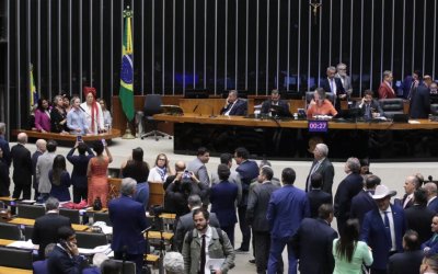 Imagem do plenário da Câmara dos Deputados durante votação da reforma tributária. Bruno Spada/Câmara dos Deputados