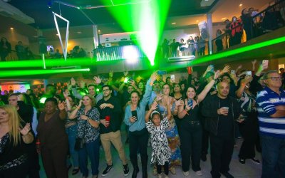 Fotografia da pista de dança da Festa do Chope dos Bancários – Osasco