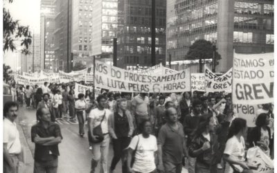 Fotografia mostra mobilização dos empregados da Caixa pela jornada das 6h