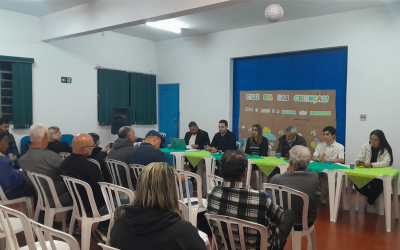 Foto de plenária popular em Cipó-Guaçú