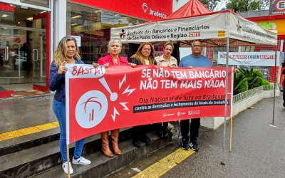 Em protestos na Zona Sul, Sindicato cobra permanência de agências do Bradesco