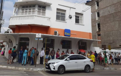 Filas se tornaram rotina na única agência do Itaú em Resplendor (Foto: Divulgação/MPMG)
