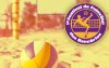 Arte com fundo amarelo mostra bola e areia onde se joga futevolei