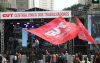 Foto do palco e parte da plateia no evento de encerramento de Mês do Trabalhador da CUT-SP