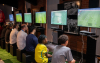 Pessoas jogando EAFC26 em PS5 em linha temos 5 consoles e 5 participantes