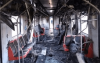 Foto de trem danificado por causa de um incêndio